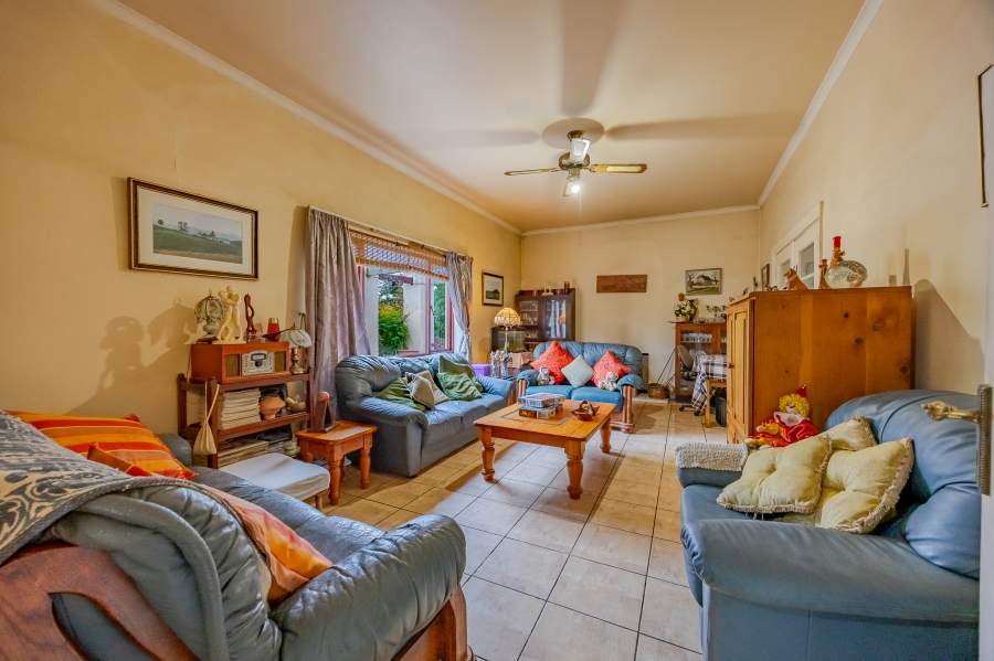 4 Bedroom Property for Sale in Lakeside Western Cape